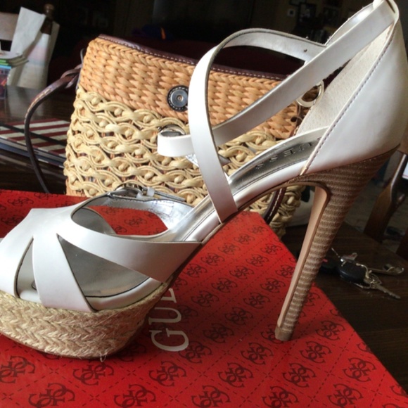 NWT Guess White GWKENDRAL platform high heels 7M with box - Picture 6 of 9